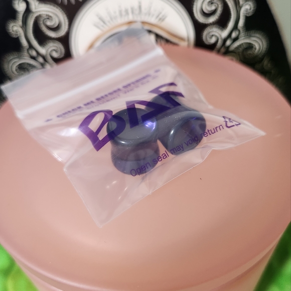 Glass Purple Plugs Tunnels 1/2" - Picture 2 of 6